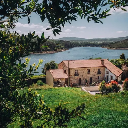 Casa De Santa Uxia Ézaro